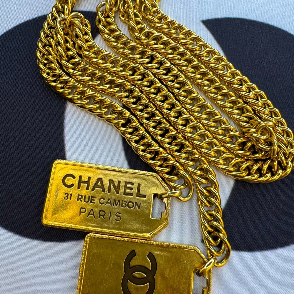 CHANEL 2020 Rue Cambon Tag Lariat Necklace Runway Collection - Picture 2 of 4